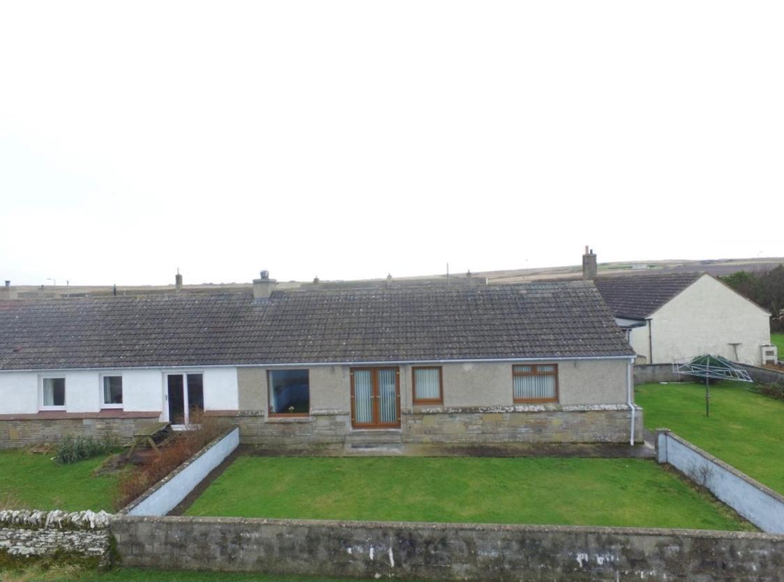 Four Waves Villa Thurso Exterior photo
