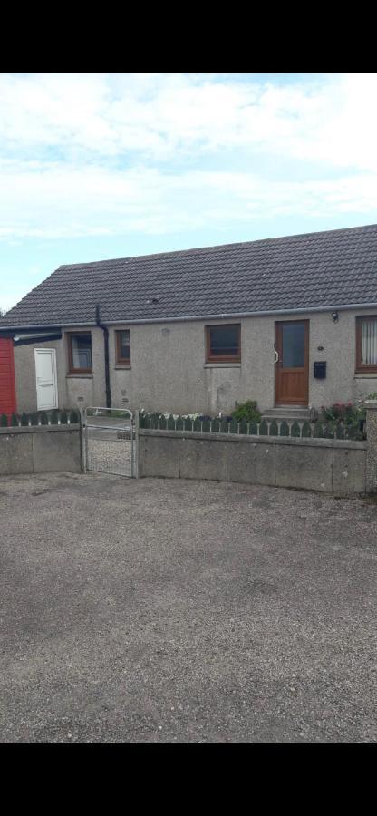 Four Waves Villa Thurso Exterior photo